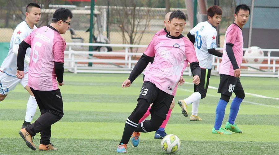 海门小学足球队冠军_海门足球俱乐部_海门校园足球