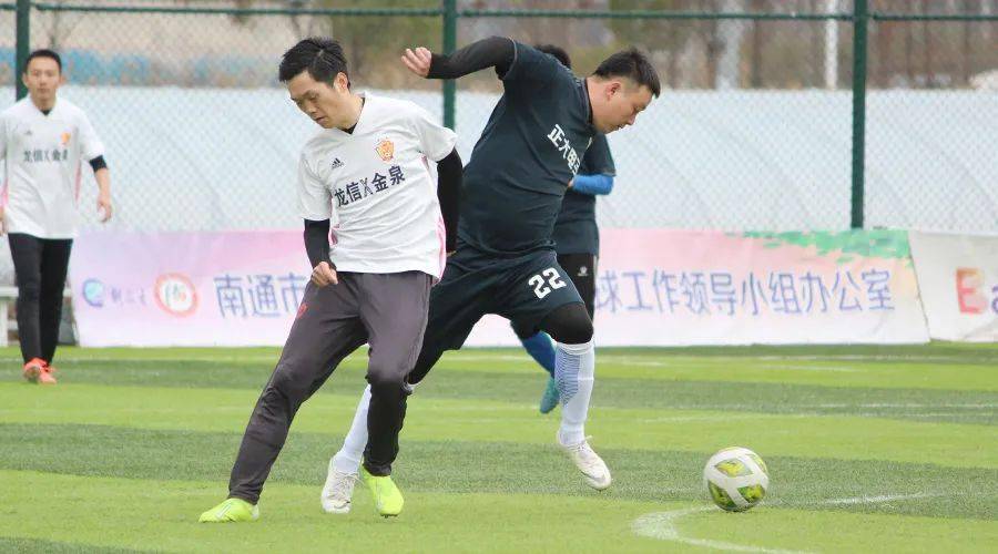 海门小学足球队冠军_海门足球俱乐部_海门校园足球