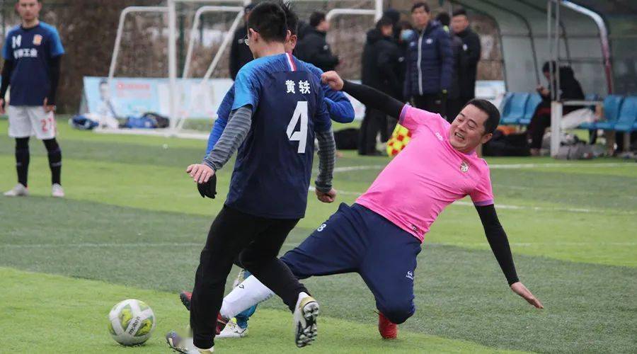 海门足球俱乐部_海门小学足球队冠军_海门校园足球
