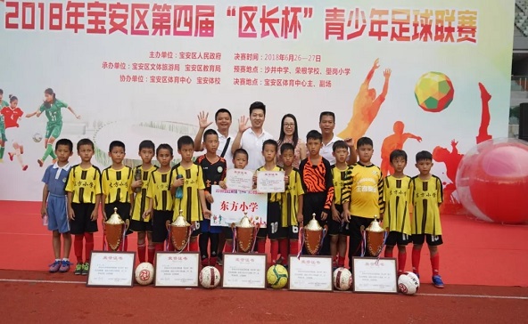 海门足球比赛_海门小学足球队冠军_海门中专足球队