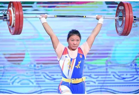 举重冠军女教_举重冠军女_举重冠军教练