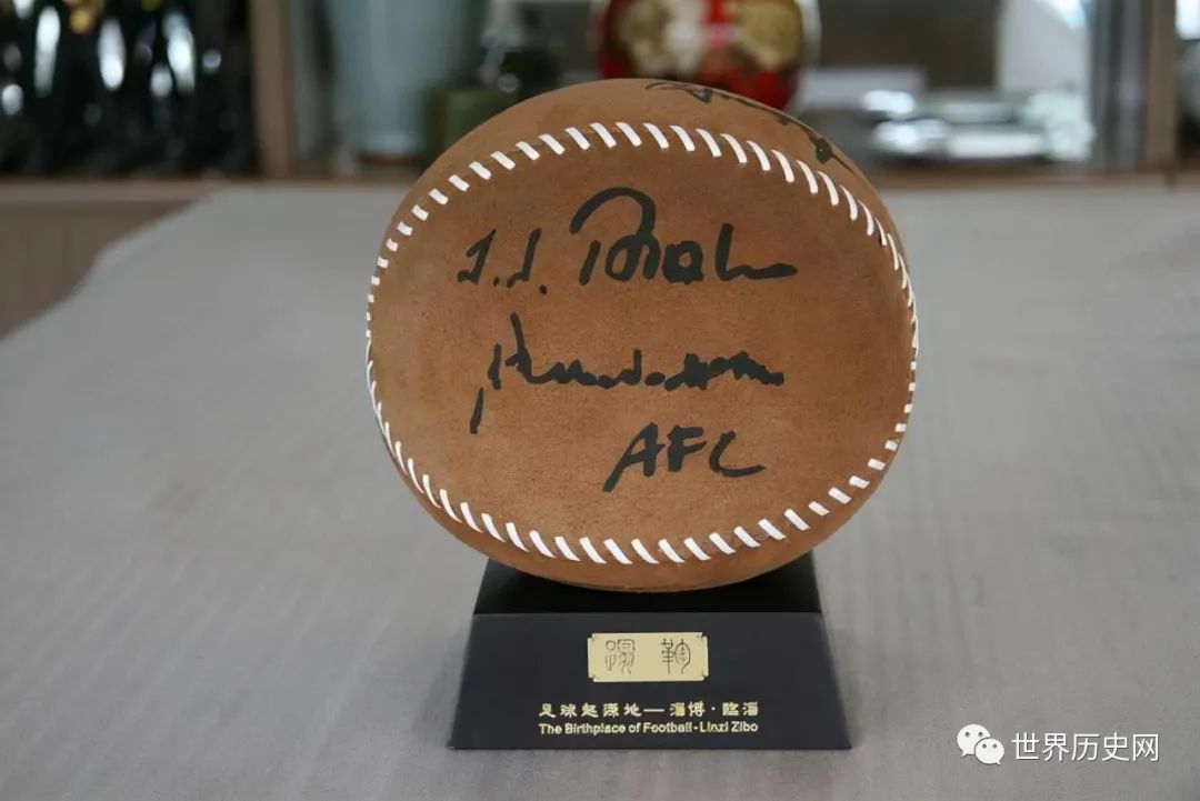 足球起源历史发展名人_足球的历史和足球的起源_足球起源历史人物封面制作