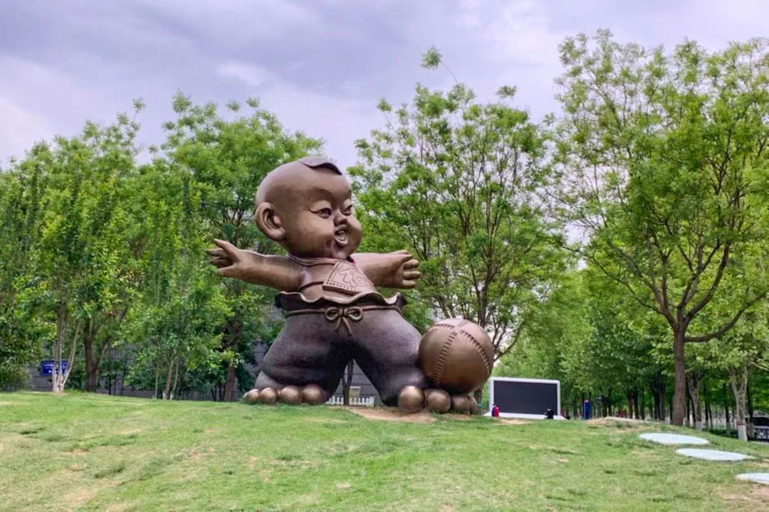 足球的历史和足球的起源_足球起源历史人物封面制作_足球的起源历史