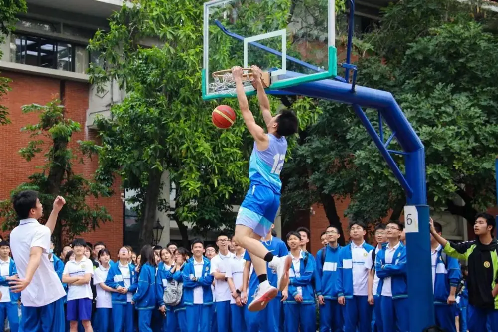 全国中学生篮球赛排名_全国中学生校园篮球赛冠军_全国中学生篮球联赛冠军