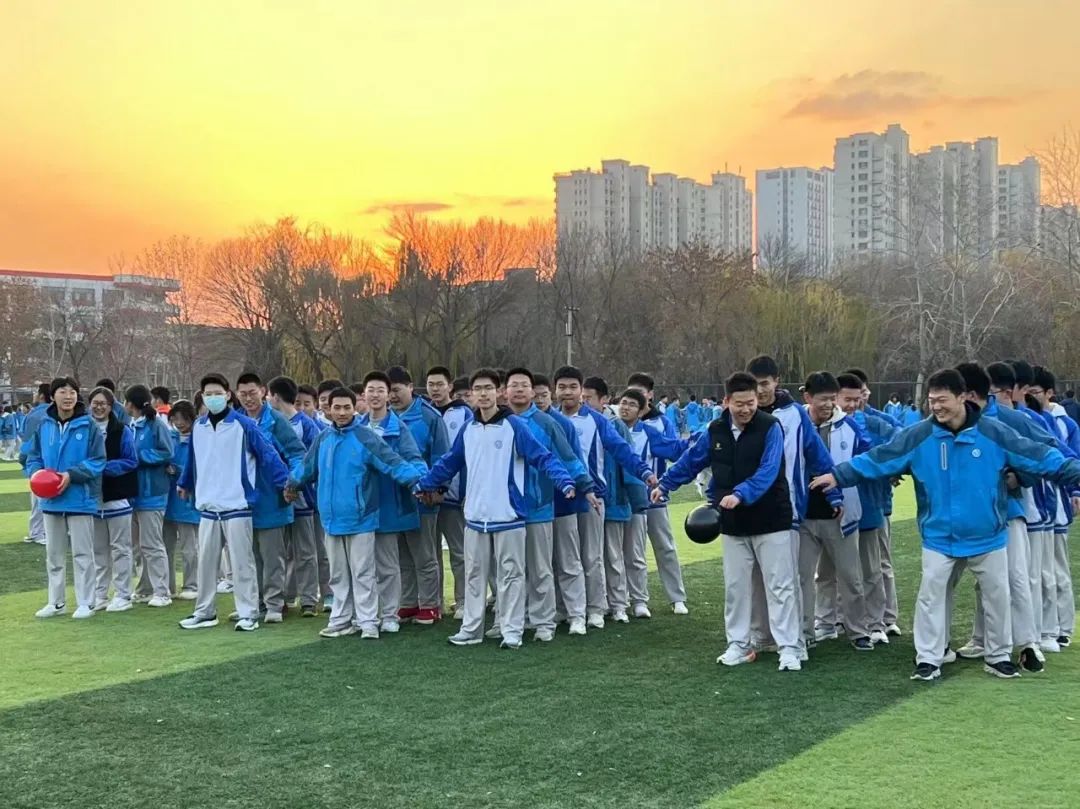 篮球接力怎么玩_篮球接力游戏视频_篮球接力体育游戏规则