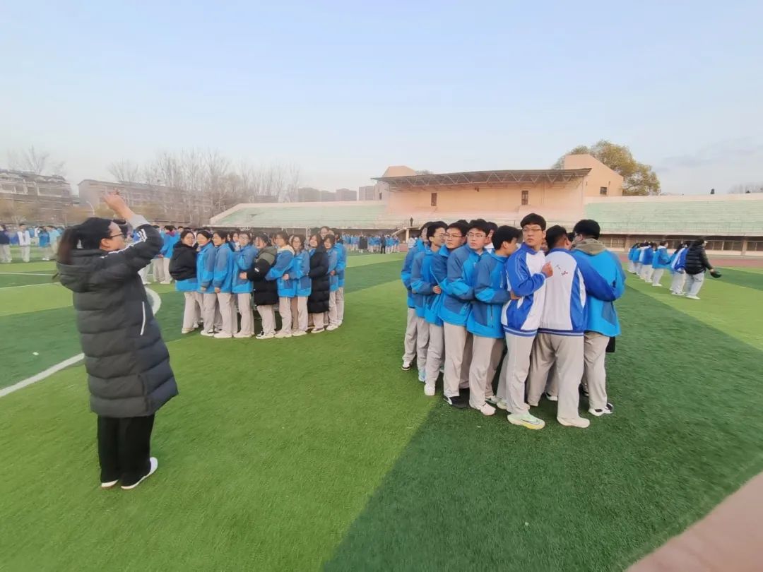 篮球接力怎么玩_篮球接力游戏视频_篮球接力体育游戏规则