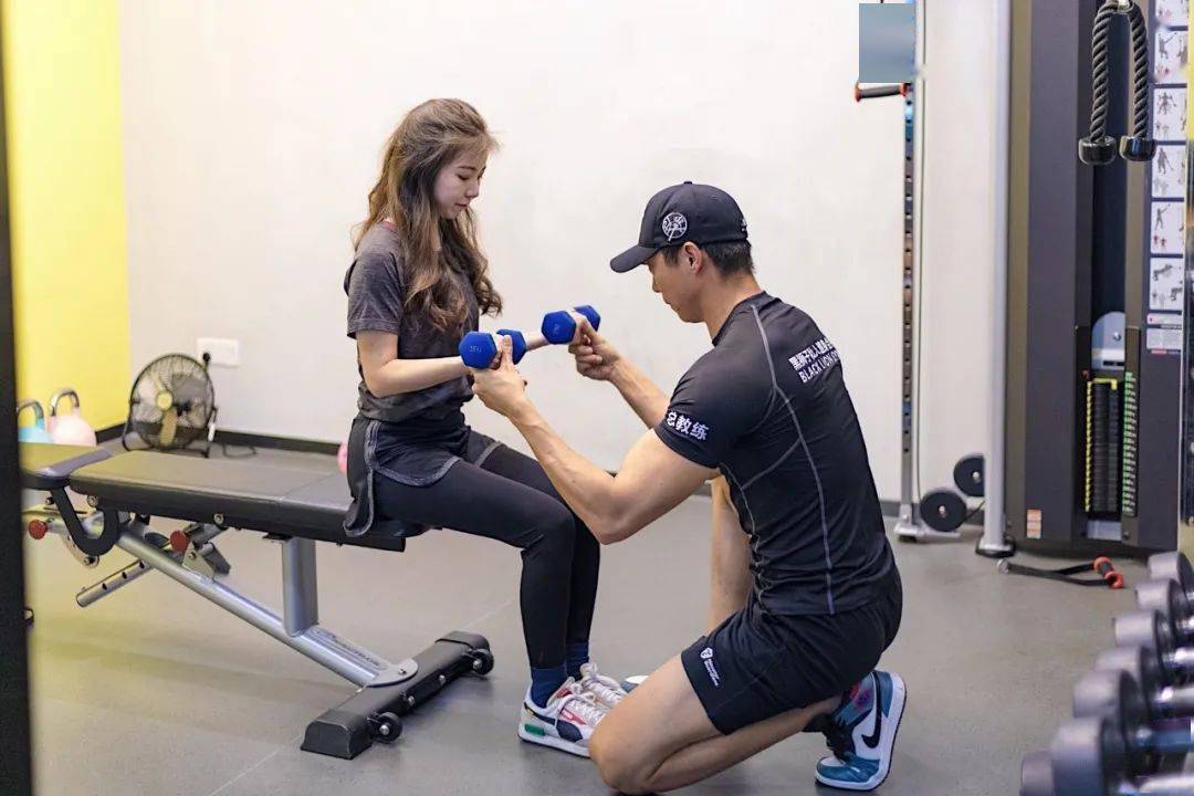 健身房私教房_新塘私教健身房_健身房私教价格表图片大全