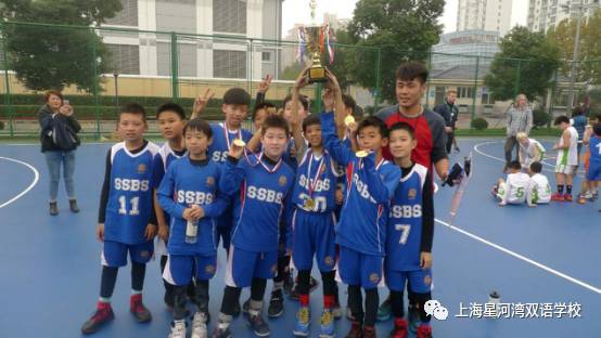 篮球冠军是谁中国_篮球冠军是奖牌还是奖杯_篮球不一定是冠军吗
