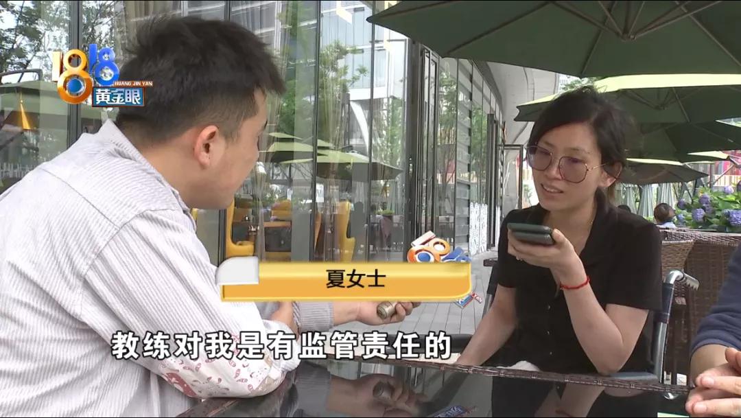 房内健身房图片大全_欧美健身房运动集锦_美到爆表的健身美臀