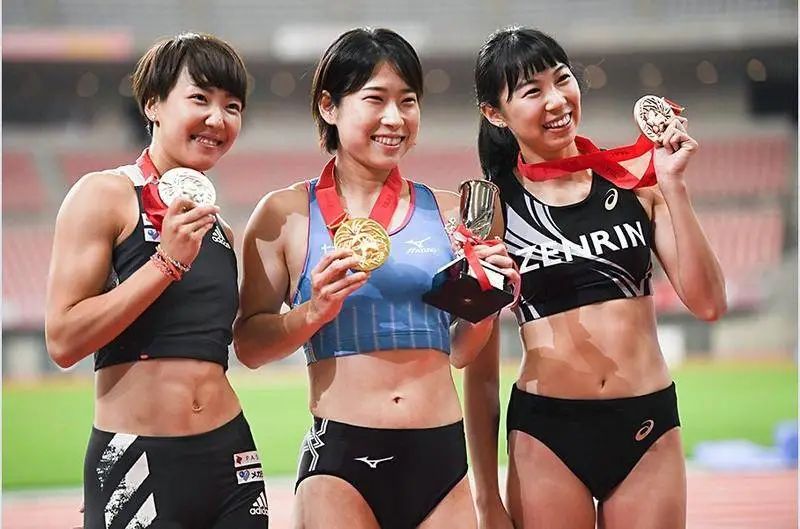 超短运动短裤_日本运动短裤_短裤运动装