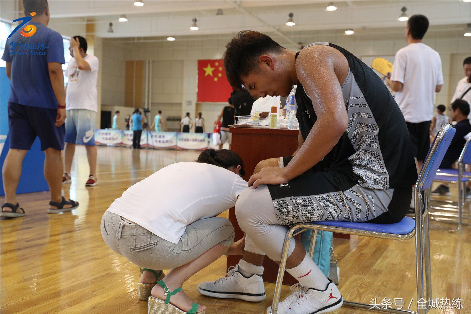 省运会篮球冠军奖杯叫什么_篮球比赛冠军奖杯_篮球冠军奖杯叫什么