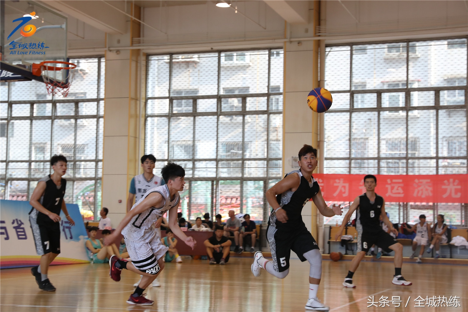 篮球比赛冠军奖杯_省运会篮球冠军奖杯叫什么_篮球冠军奖杯叫什么
