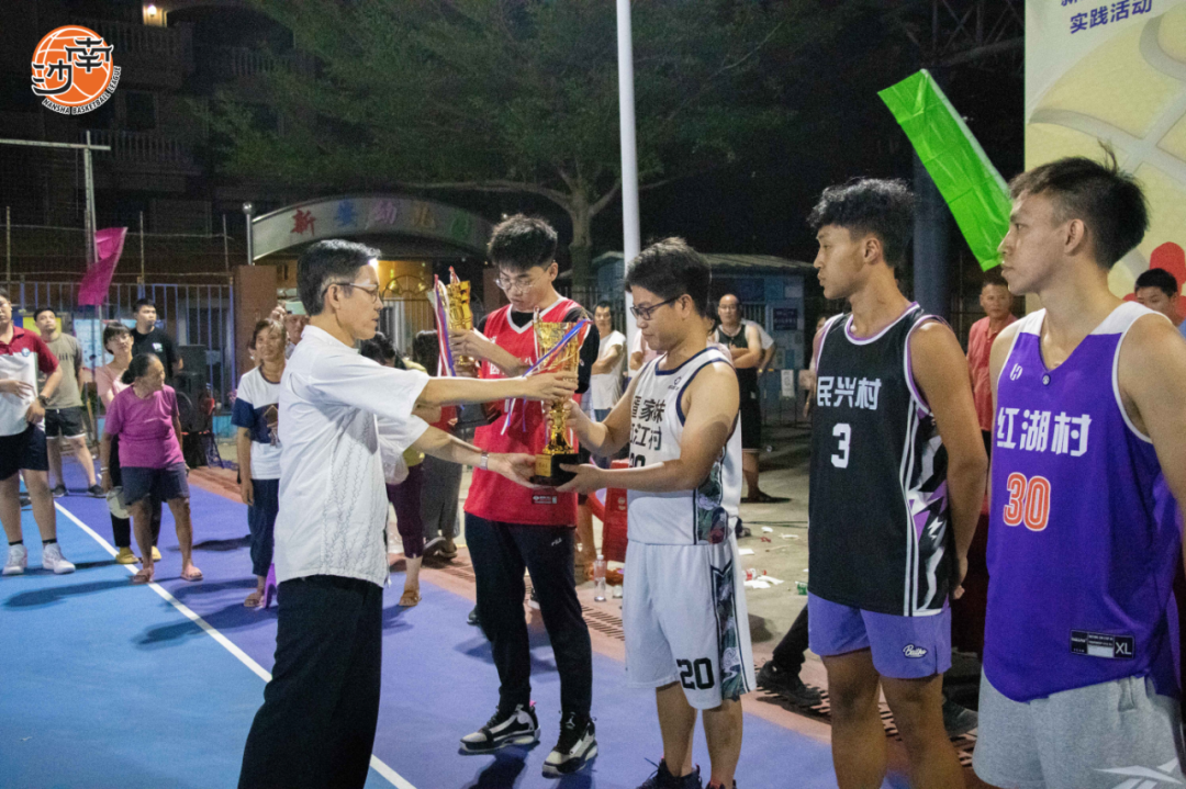 东莞篮球夺冠_东莞篮球冠军_东涌镇篮球赛冠军是谁参加