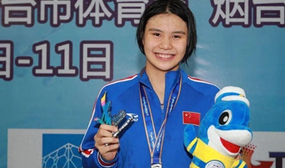 游泳女子冠军世界是谁_世界游泳最快女子冠军_游泳女子冠军世界排名