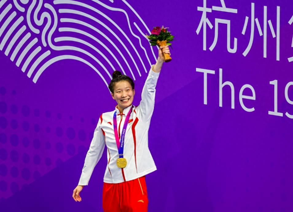 游泳女子冠军世界是谁_世界游泳最快女子冠军_游泳女子冠军世界排名