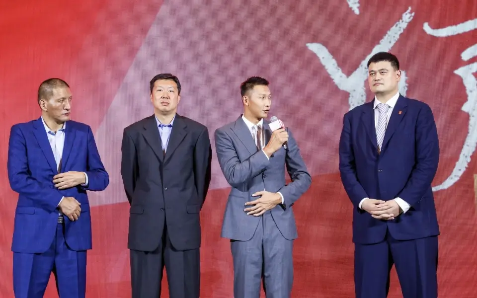篮球冠军拿过世界中国吗_中国拿过篮球世界冠军_篮球运动冠军
