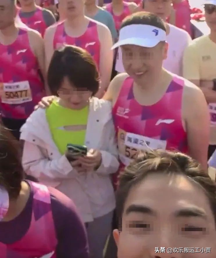马拉松贾小彩年龄_马拉松小贾_马拉松冠军贾俄仁加