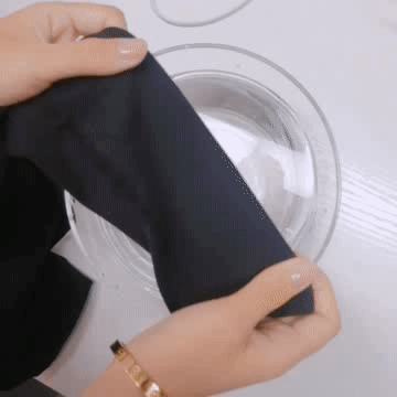 健身穿搭英国女明星_明星穿什么品牌健身衣_明星穿的健身裤品牌